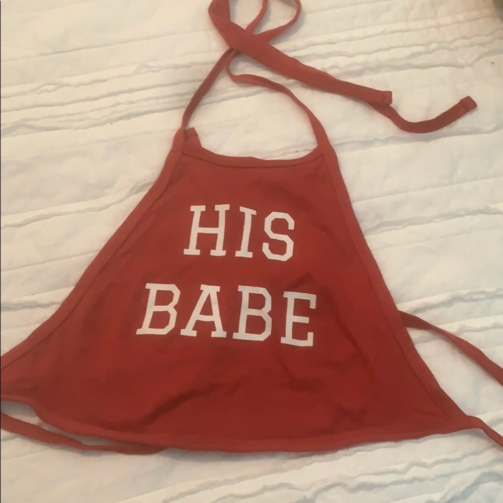 His babe halter crop